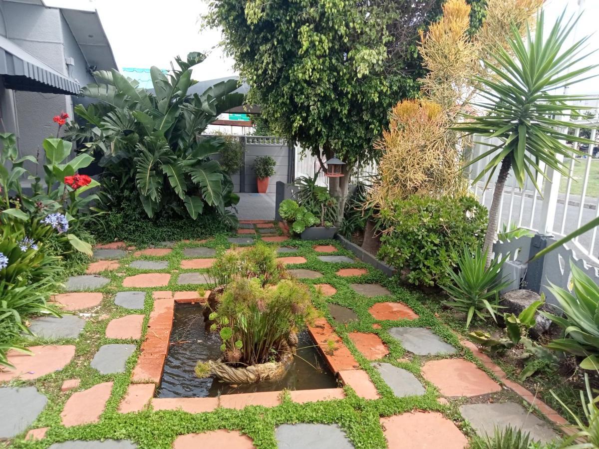 Mitchell'S Guesthouse Parow Exterior photo