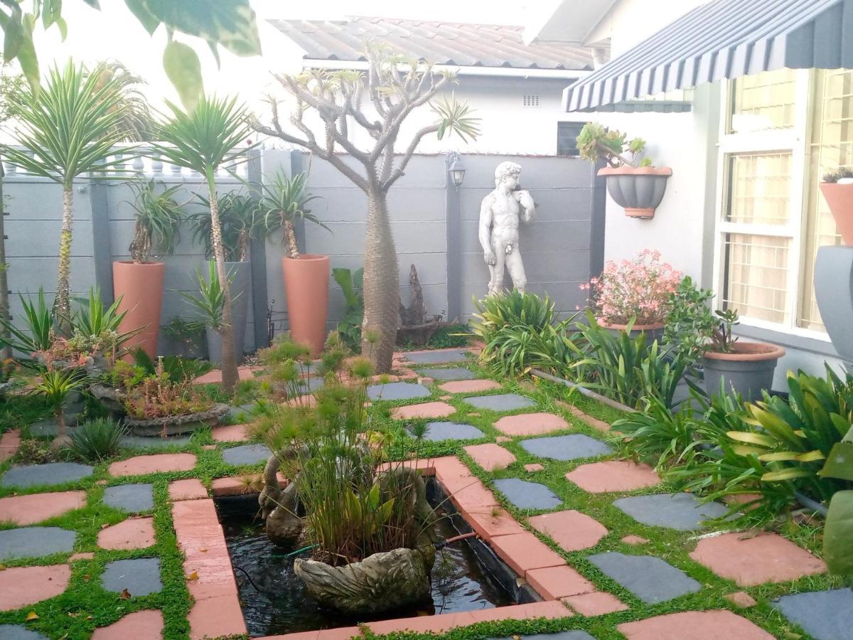 Mitchell'S Guesthouse Parow Exterior photo